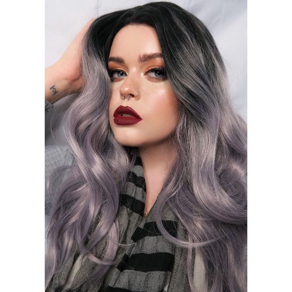 Her Wig Closet Accessories - 20" Sliver Icy Platinum Wavy Lace Wig | Tammy